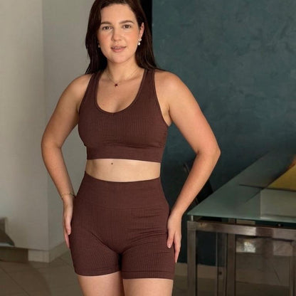 Conjunto Top e Short Canelado Fitness para Treino e Atividades Esportivas
