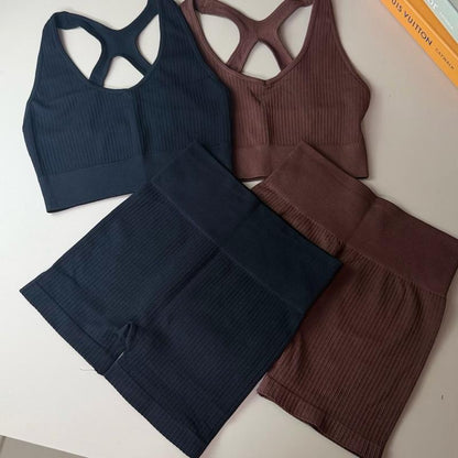 Conjunto Top e Short Canelado Fitness para Treino e Atividades Esportivas
