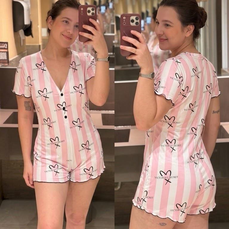 Macaquinho Pijama Com Botões em Suede Personagem
