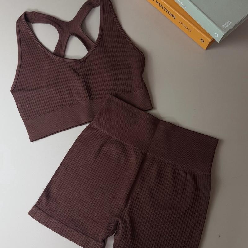 Conjunto Top e Short Canelado Fitness para Treino e Atividades Esportivas