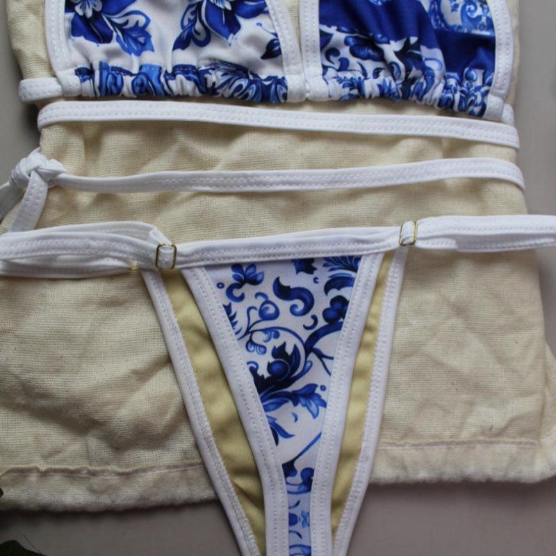 Marquinha Biquini Estampa Azul floral Fio Design Moderno e Confortável para Praia e Piscina